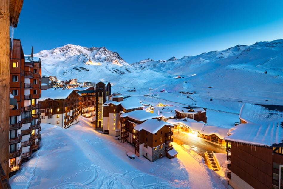 Luxury Ski Resort 